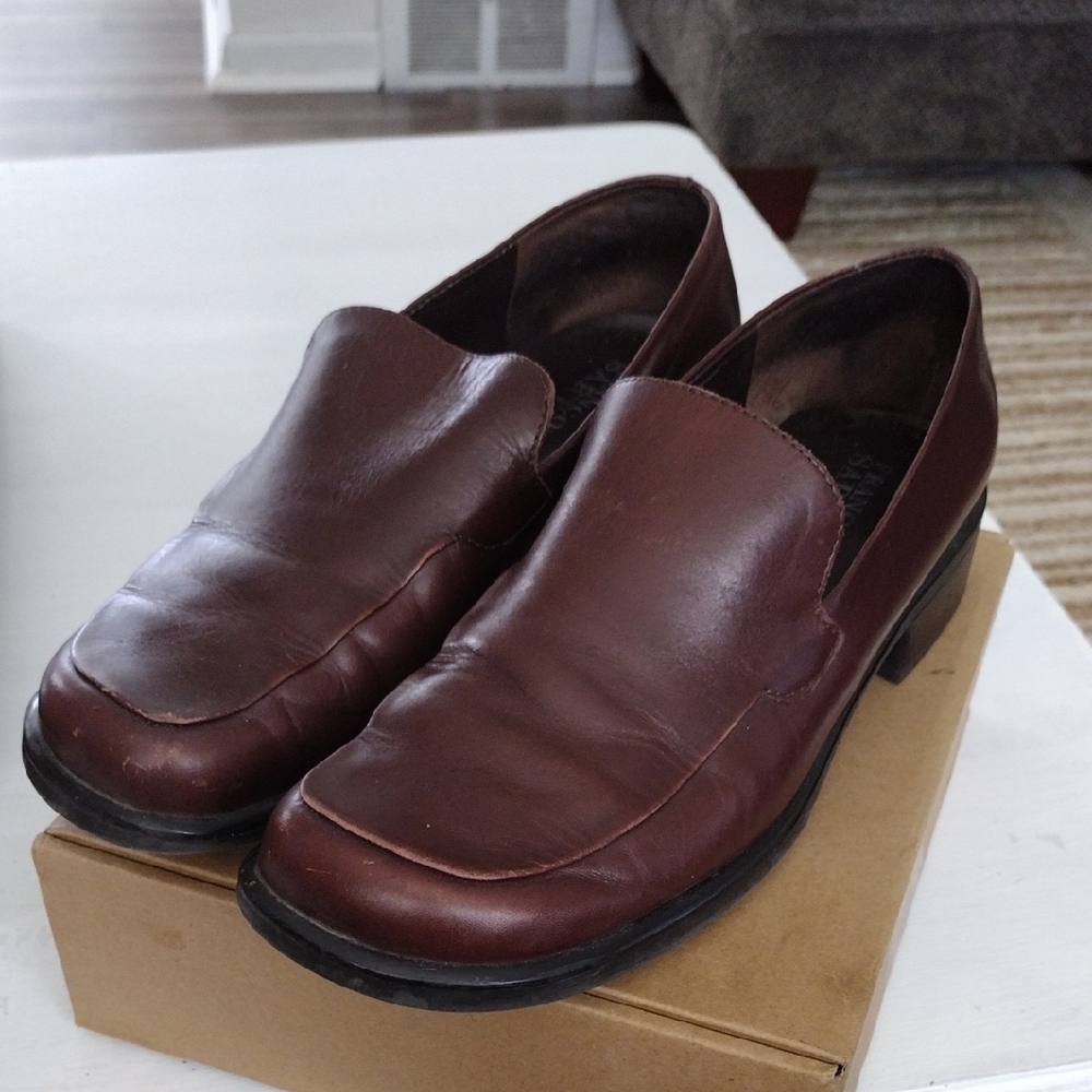 Women's Brown Leather Loafers - Sz 10